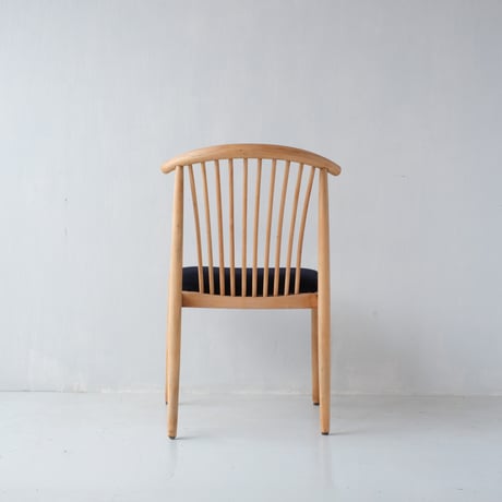 鳥取家具・ストレートバック＋コーデュロイ生地のダイニングチェア/sa.1043