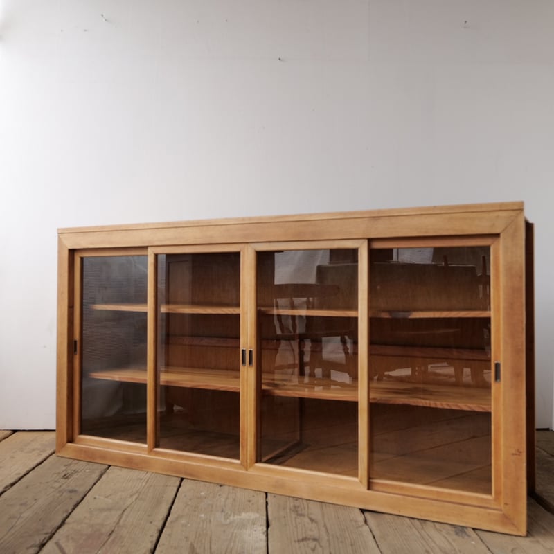 四枚ガラス戸の水屋キャビネット/sk.674 | SLOWHAND DEPARTMENT