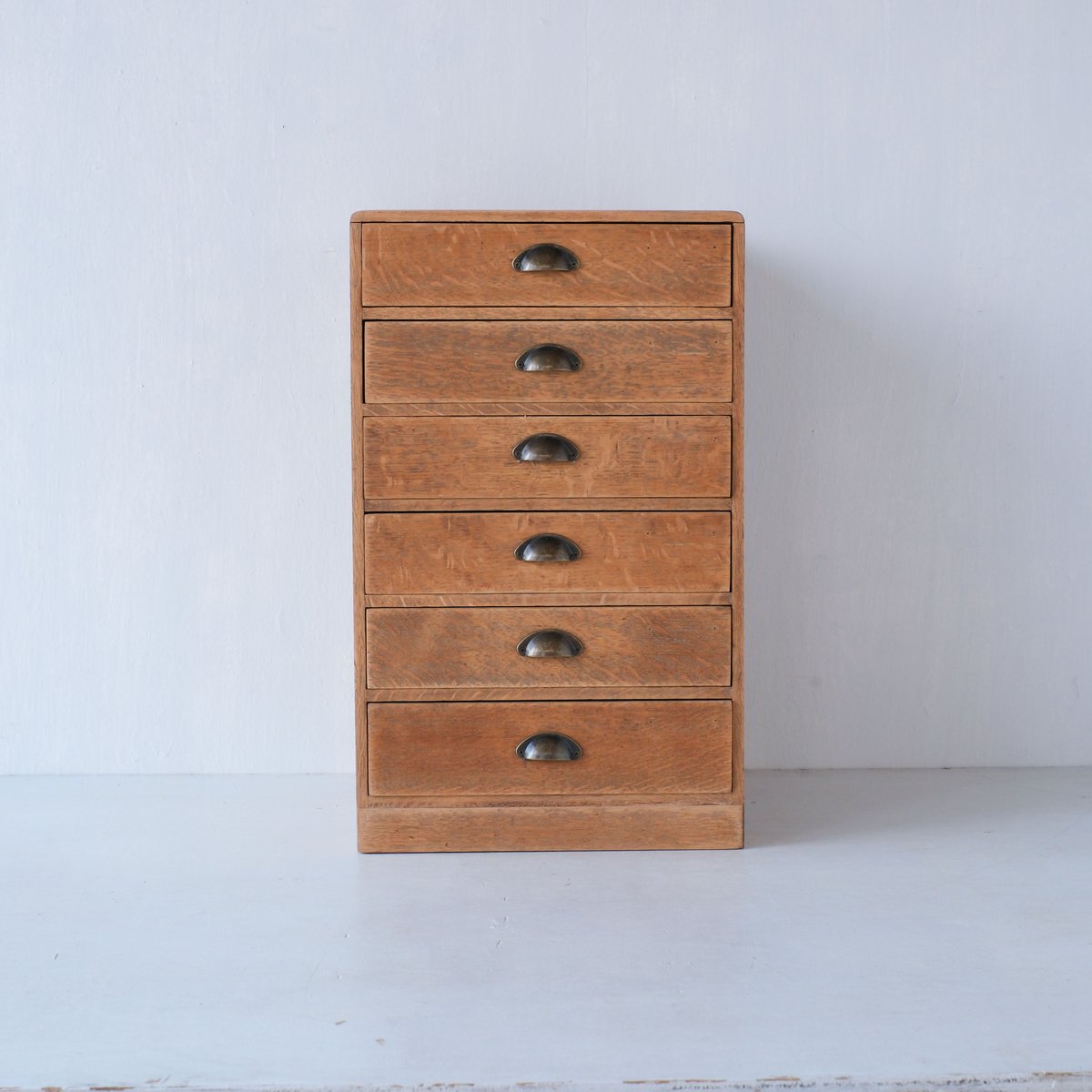 半月型の取っ手が付いた6杯の小抽斗/st.976 | SLOWHAND DEPARTMENT