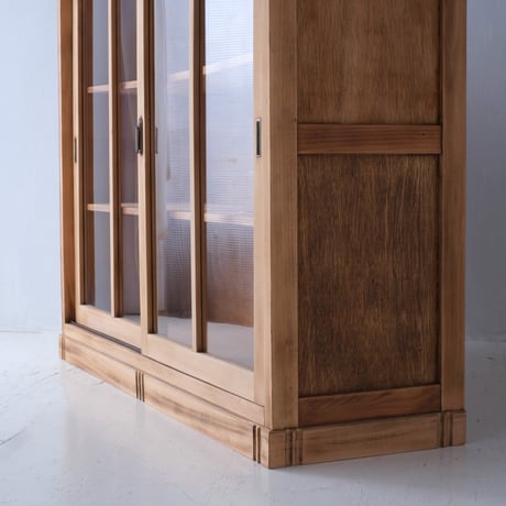 並んだ四角のリズムが楽しいシンプルな水屋/sa.1249'D