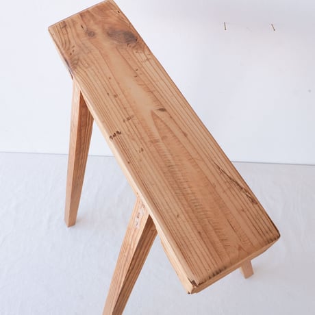 潔く削ぎ落とされたフォルムに惹かれる古い作業ウマ/st.834