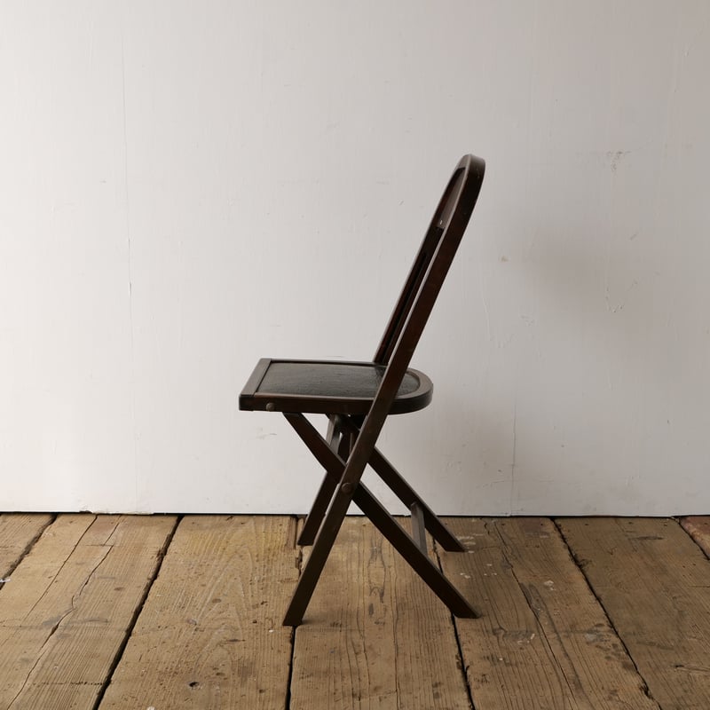 戦前から愛された秋田木工のフォールディングチェア /st.728