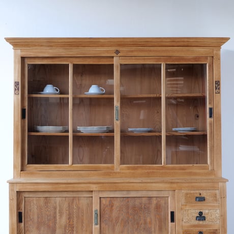 寄木細工モチーフが入った水屋 sd.028