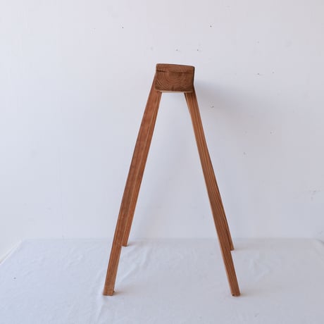 潔く削ぎ落とされたフォルムに惹かれる古い作業ウマ/st.834