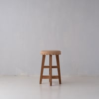 座面を麻素材に貼り替えた、コロンと愛らしい丸スツール/st.1167