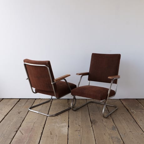 木製ベビーチェア スピンドルバック キツツキマーク