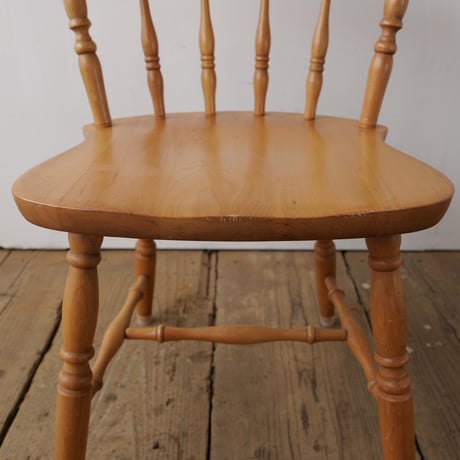 ナチュラルウッド・ろくろ加工のダイニングチェア/st.678