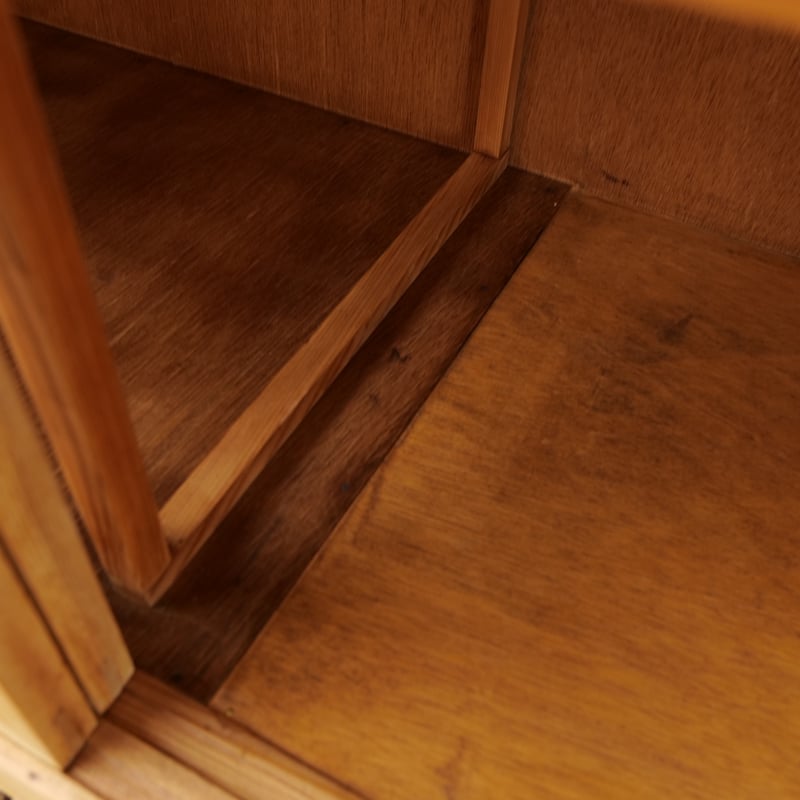 四枚ガラス戸の水屋キャビネット/sk.674 | SLOWHAND DEPARTMENT