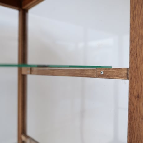 一枚扉 華奢な意匠のガラスショーケース sd.143 全面ガラス /全国配送◎ /店舗引取◎