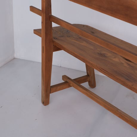 たっぷり横長でシンプルな作りが素朴な木製ベンチ/sa.955
