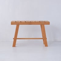 屋号のロゴマークが残る、木製のすのこベンチ【大】/st.944