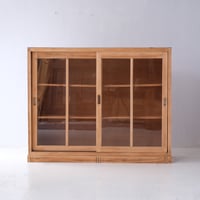 並んだ四角のリズムが楽しいシンプルな水屋/sa.1249'D