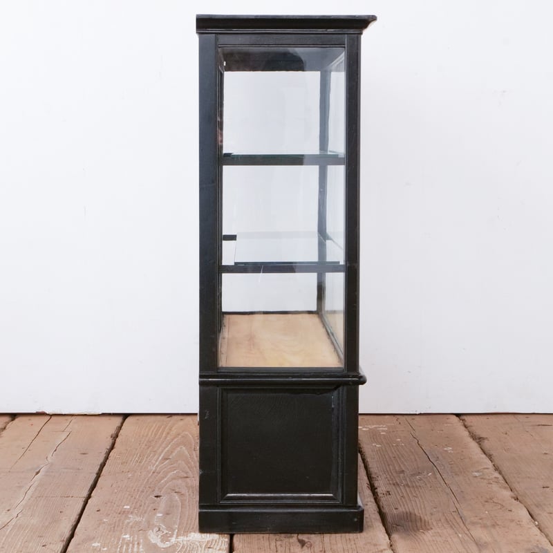 木製 ガラスケース　ショーケース　ゆらゆらガラス　アンティーク きりりと黒い ゆらゆらガラスショーケース /sk.882 | SLOWHAND DEPARTMENT