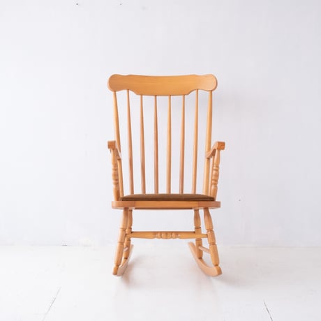 ゆらゆら揺れる「時」を味わう 1970年代のロッキングチェア/sa.1236'C