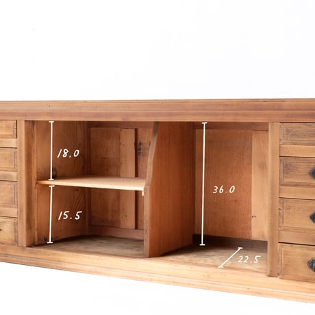 使い勝手の良さが魅力 1930年代の木製チェスト/sa.1146'B