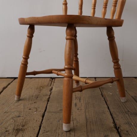 ナチュラルウッド・ろくろ加工のダイニングチェア/st.678