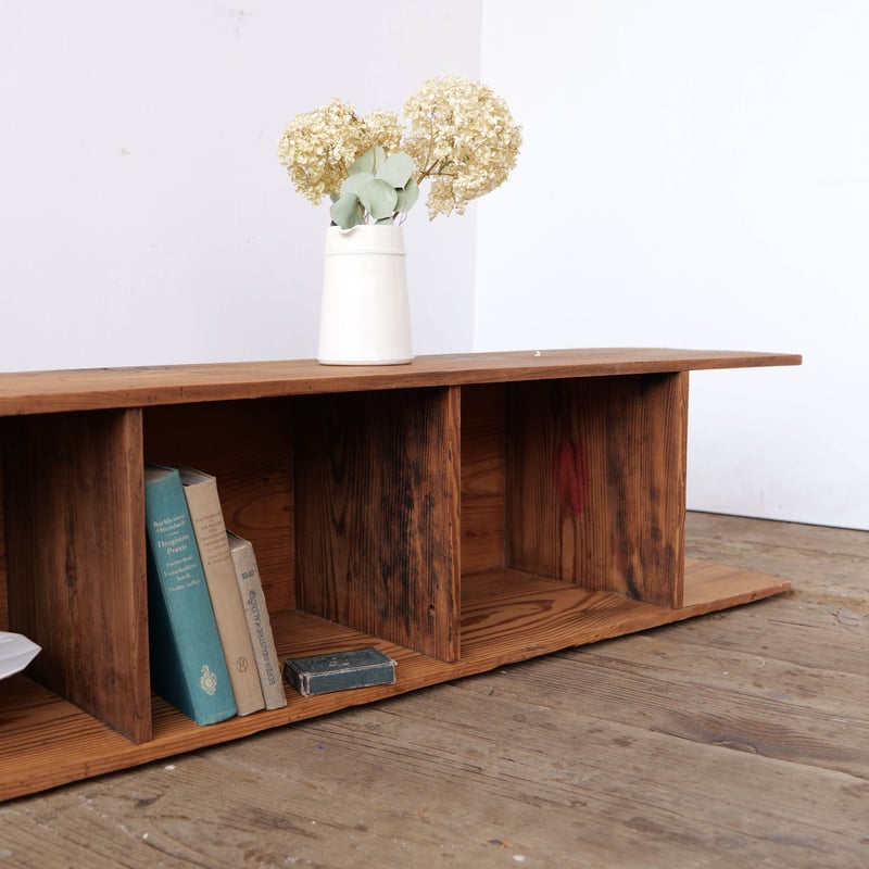 文具店の物語を宿した、細長い4段の木棚/sk.750 | SLOWHAND DEPARTMENT