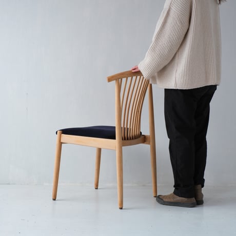 鳥取家具・ストレートバック＋コーデュロイ生地のダイニングチェア/sa.1043