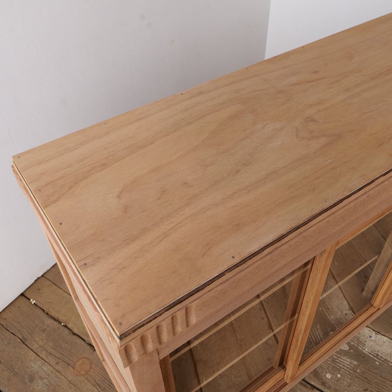 無垢材を贅沢に使った引き戸ガラスのローボード/sk.775 | SLOWHAND