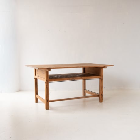 小学校で使われていた 高さ低めの作業台(棚板付き)/sa.1216'D