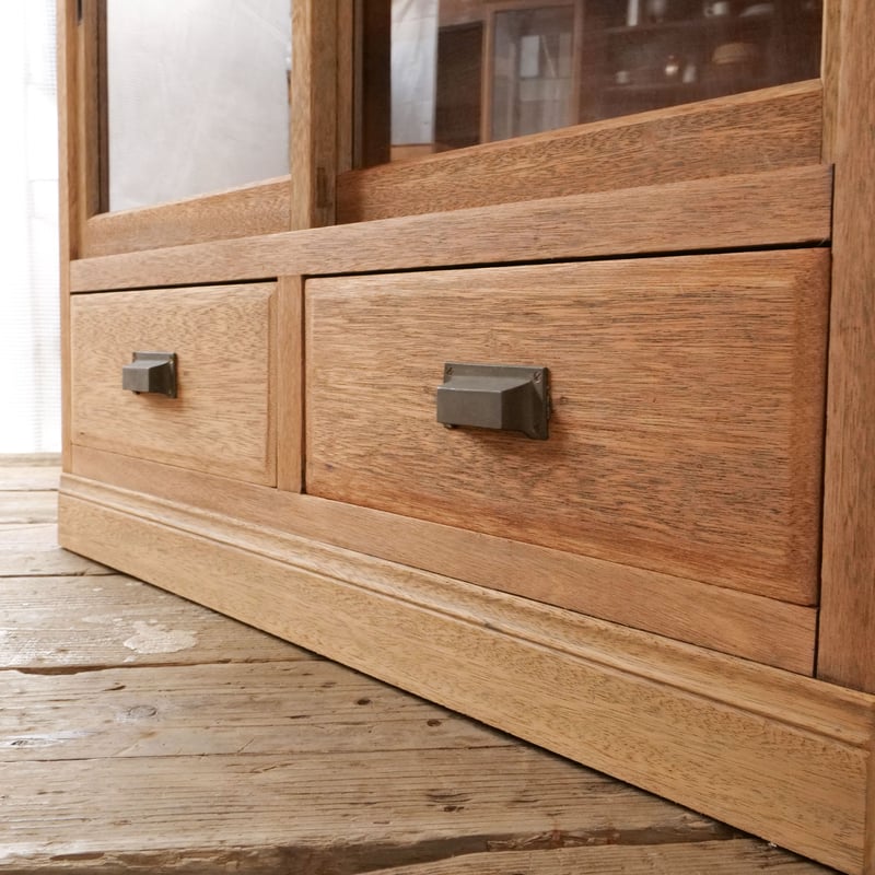 さざなみのような木目の抽斗付き木製キャビネット /sk.808 | SLOWHAND