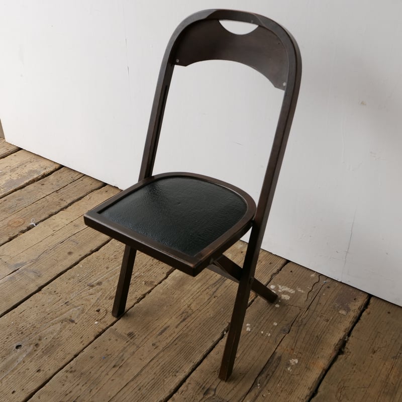 戦前から愛された秋田木工のフォールディングチェア /st.728