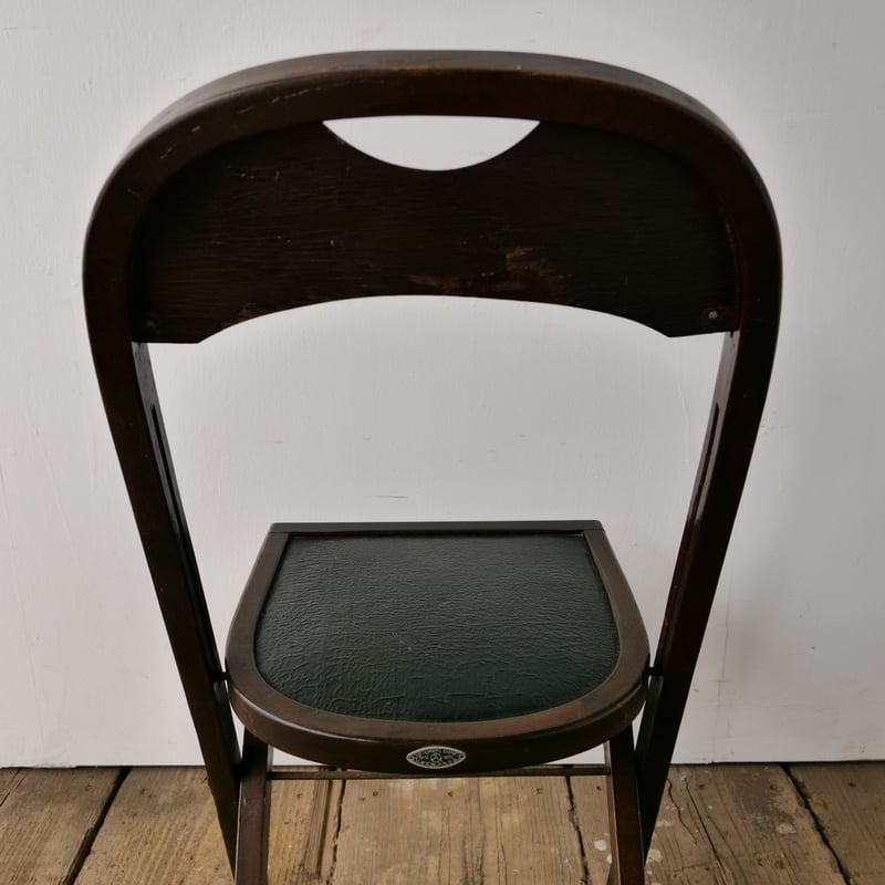 戦前から愛された秋田木工のフォールディングチェア /st.728