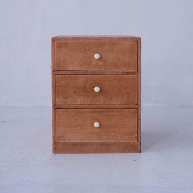 白磁の小さなつまみ取手が愛らしい3杯小引き出し /st.927 | SLOWHAND