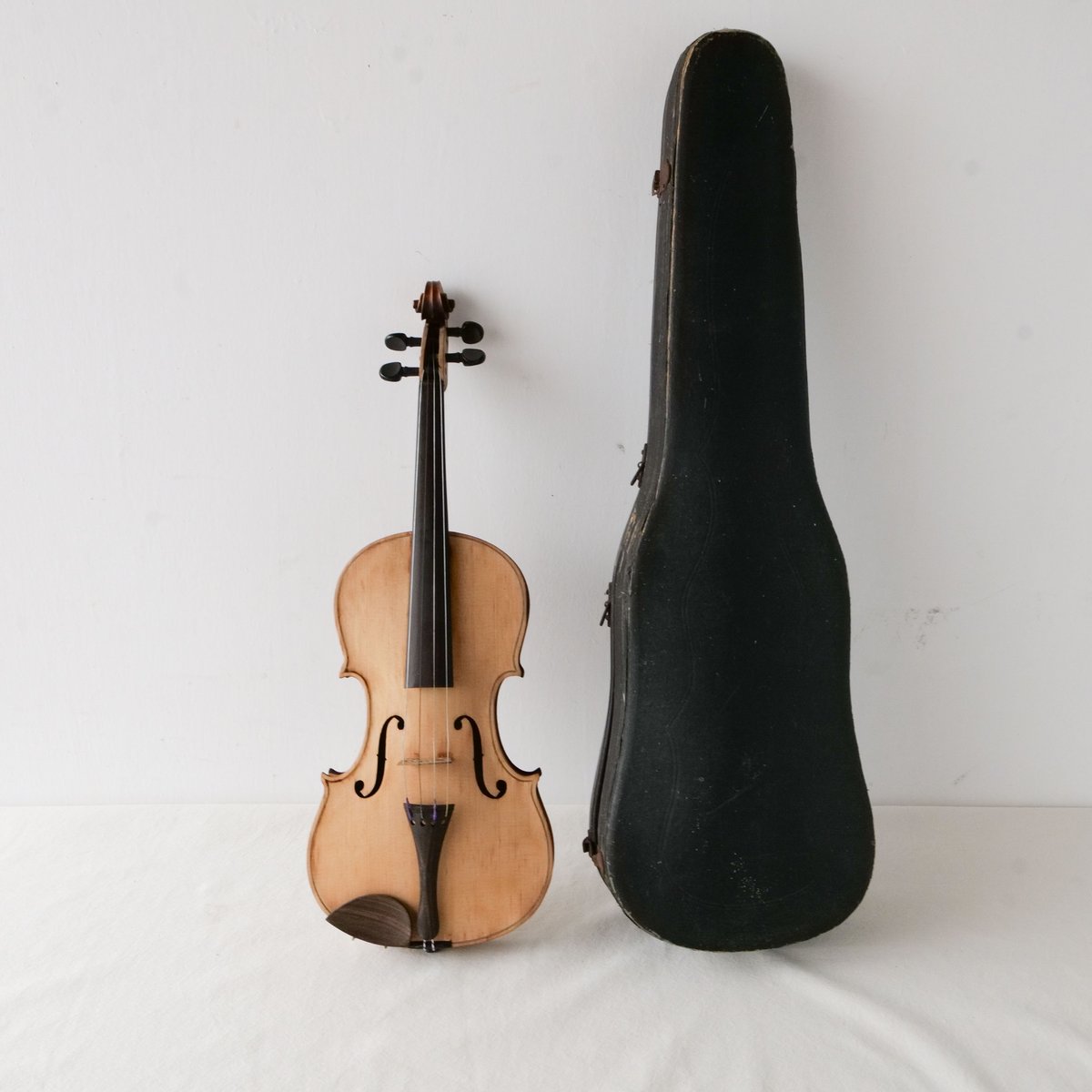 アンティーク年代不明 800刻印 金属製バイオリンとスタンドセット プロ