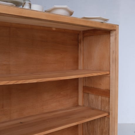 並んだ四角のリズムが楽しいシンプルな水屋/sa.1249'D