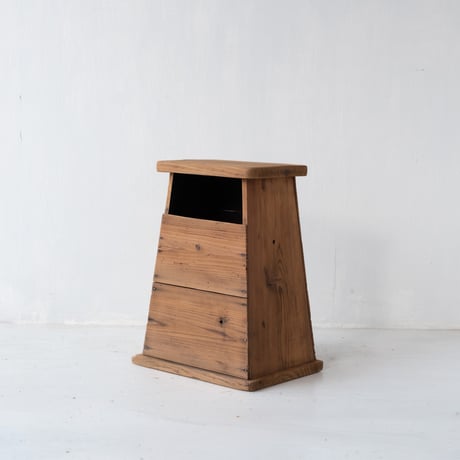 踏み台 | STORES
