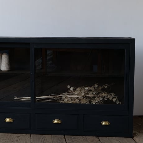 ４杯の抽斗のローボード/black