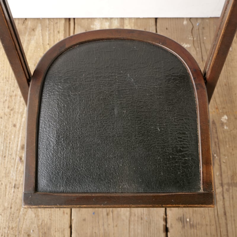 戦前から愛された秋田木工のフォールディングチェア /st.728