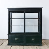 四枚ガラス戸の水屋キャビネット/sk.674 | SLOWHAND DEPARTMENT