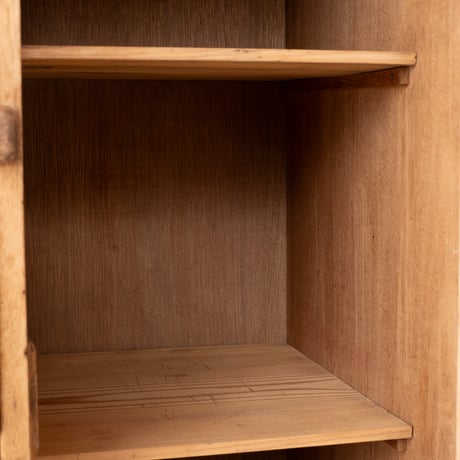暮らしの工夫が詰まった、手仕事光る「軽便書斎具」/sa.1195'C
