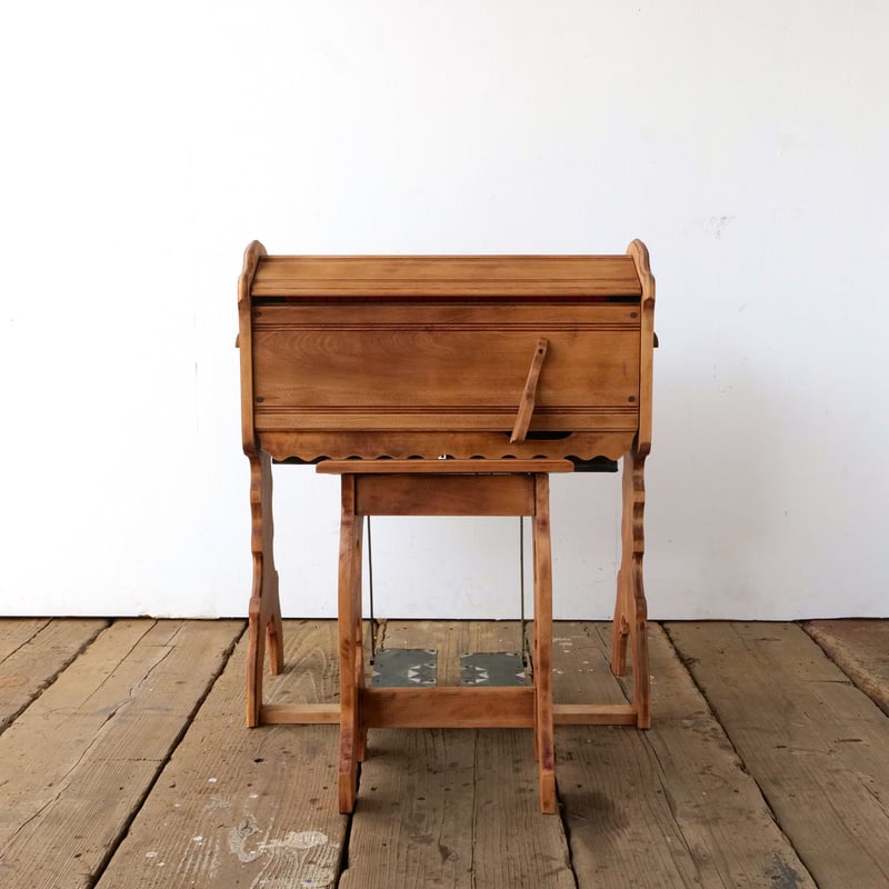 1920年代の山葉製金魚型ベビーオルガン+オルガン椅子/sk.756