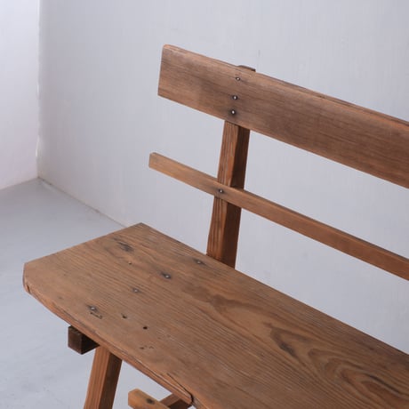 たっぷり横長でシンプルな作りが素朴な木製ベンチ/sa.955