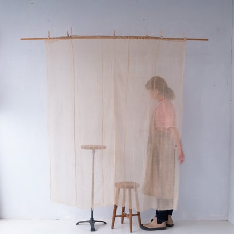 大きめサイズが嬉しい　生成り色の蚊帳リネン古布 170×150cm/st.1219