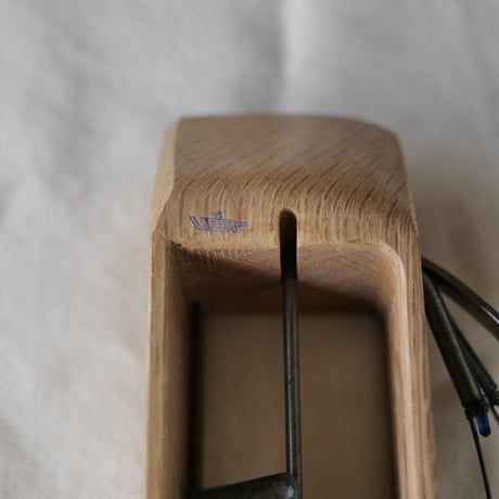 カードスタンド 木製シャトル /st.481