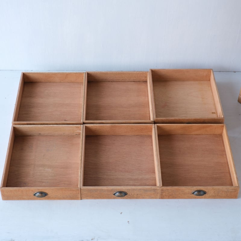 半月型の取っ手が付いた6杯の小抽斗/st.976 | SLOWHAND DEPARTMENT