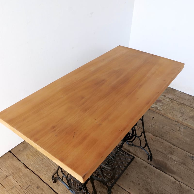 シンガーミシン 網脚 テーブル・リメイク／家具・インテリアとしても。