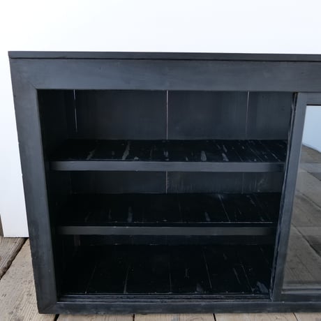 黒 ４枚引き戸 低い水屋/sk.358