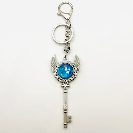 【願いを叶えるサポート！】魔法の鍵のオルゴナイトキーチャーム