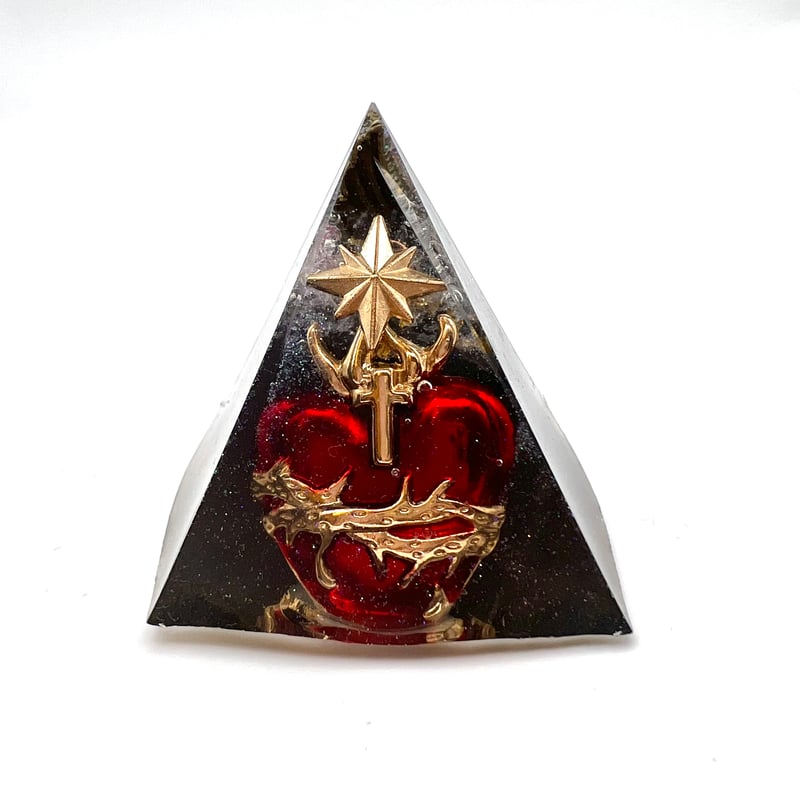 願いを叶えるサポート！】ピラミッド型オルゴナイト・魔除け・開運