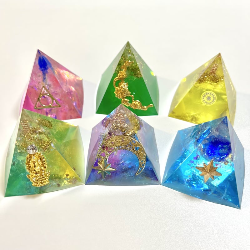 願いを叶えるサポート！】ピラミッド型オルゴナイト （安全性の