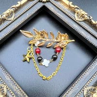 【魔除け・成功のお守り！】オリジナルデザインピンブローチ