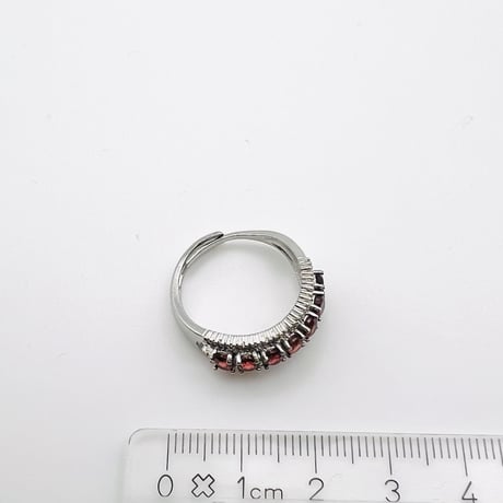 【絆と実りの象徴！】宝石質・ガーネットデザインリング（フリーサイズ・真鍮・silver925コーティング）
