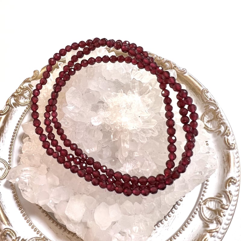 三連ガーネット 