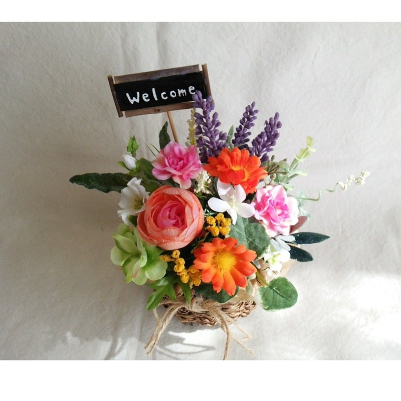 バスケットアレンジ バスケットの寄せ植え風アレンジメント | nonika