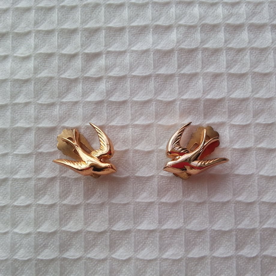 57b7cb13a458c059b30052cb